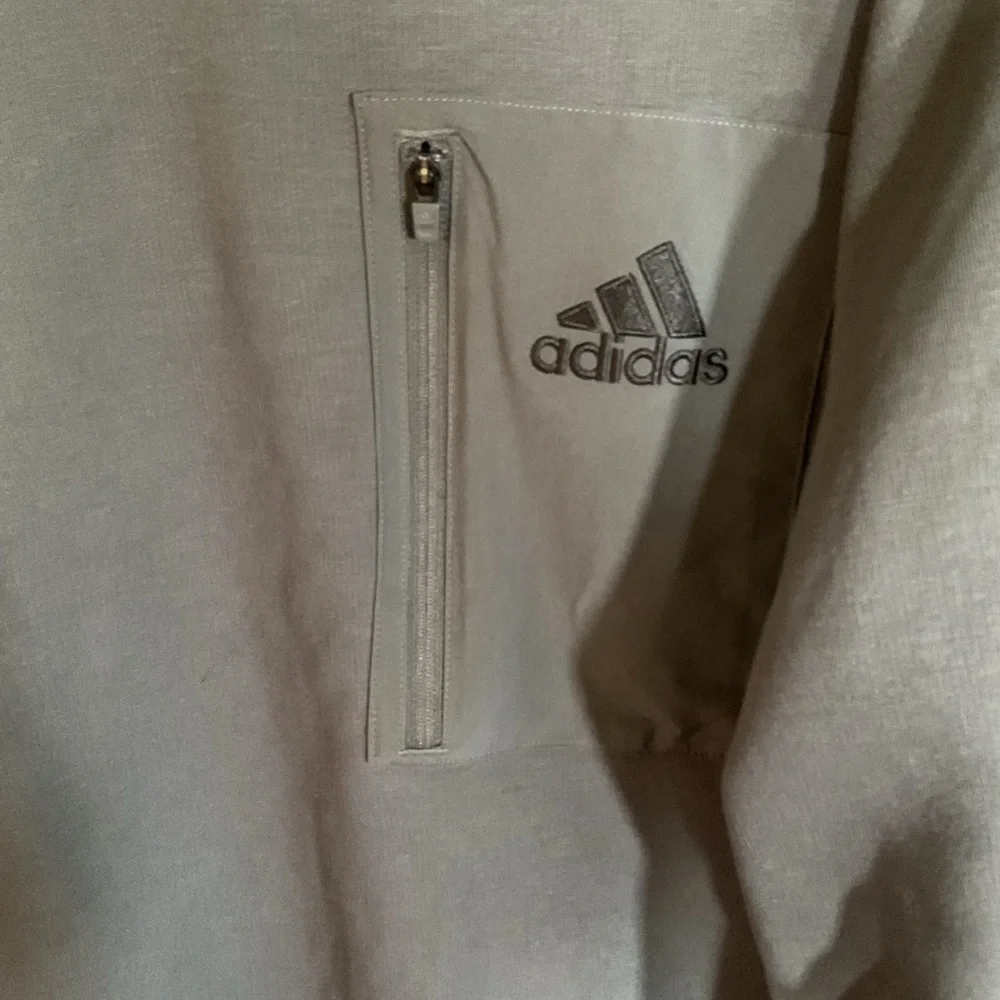 Adidas men’s Charcoal Sweatshirt size 2xl